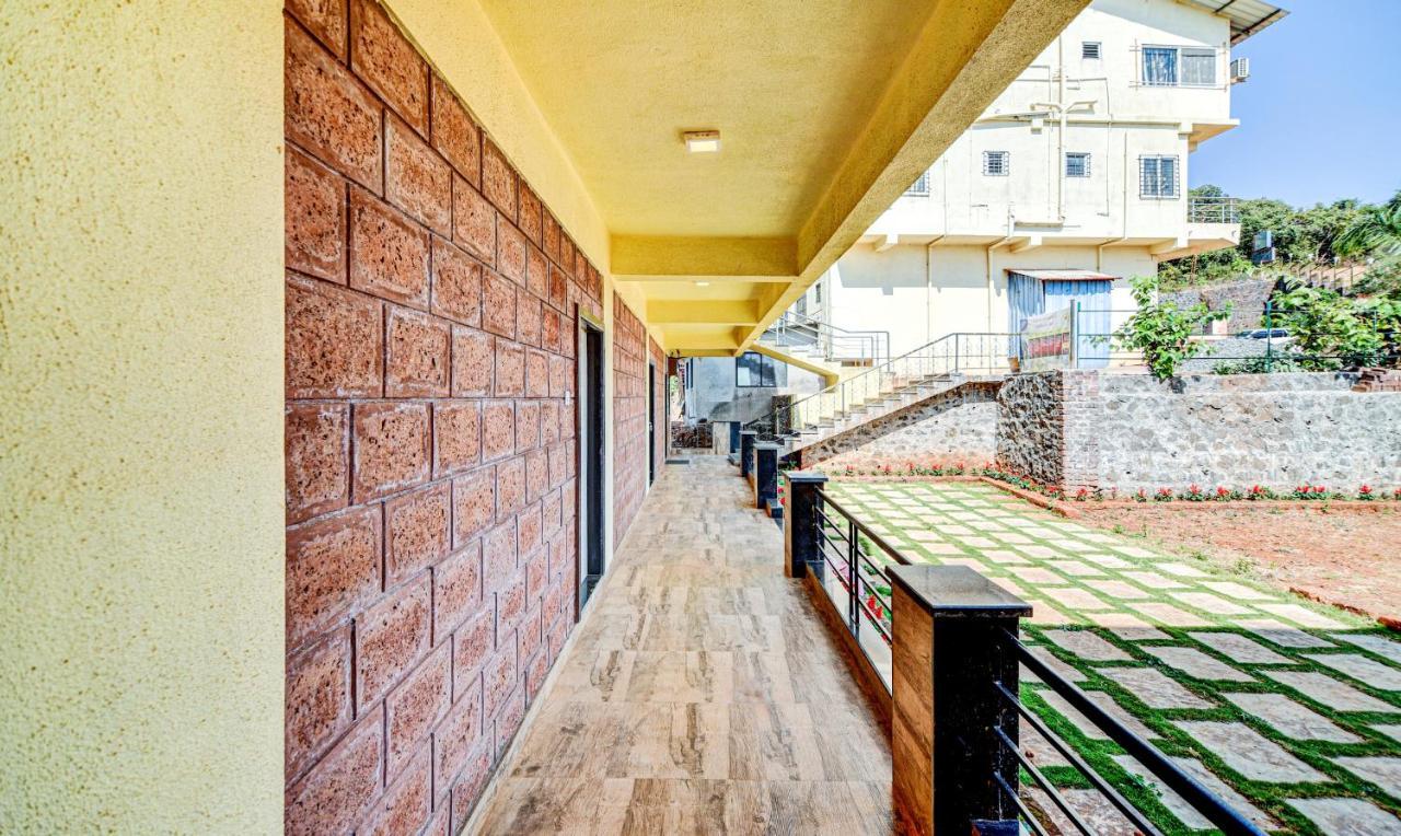Aditya Hill View Inn Mahābaleshwar Esterno foto