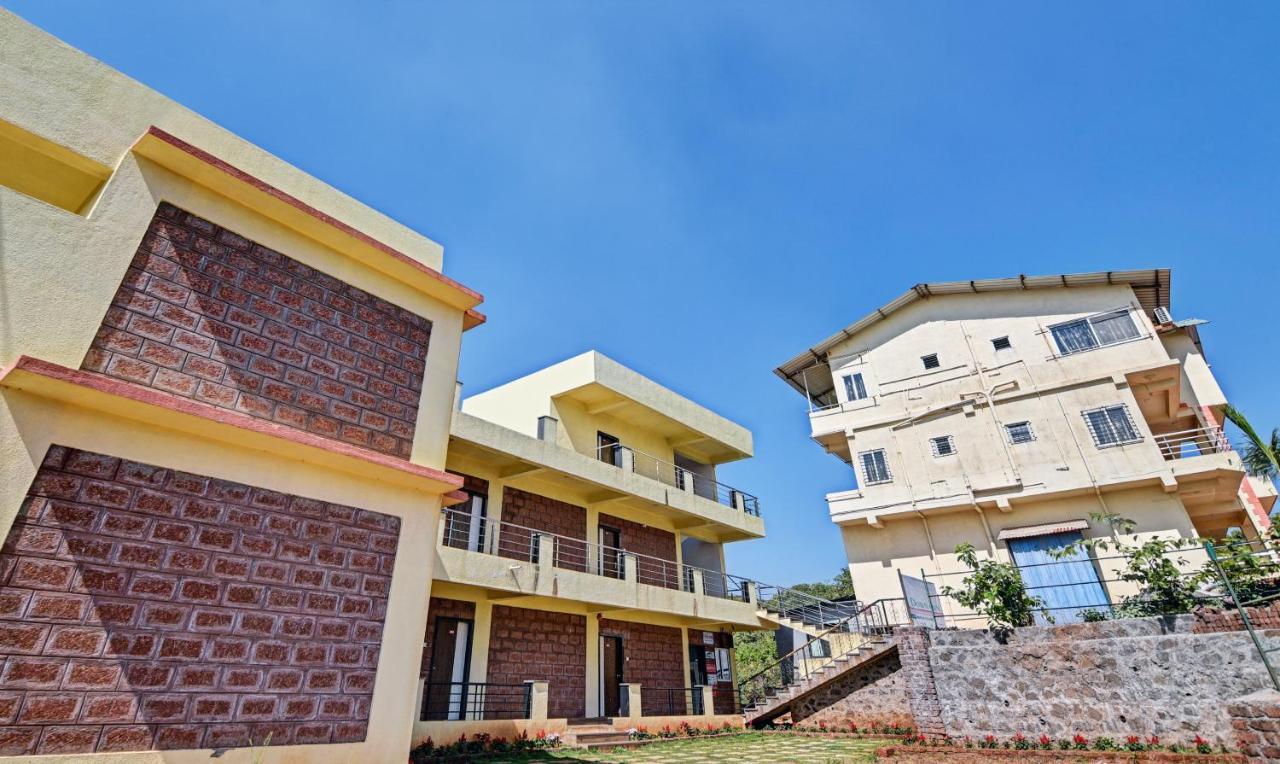 Aditya Hill View Inn Mahābaleshwar Esterno foto