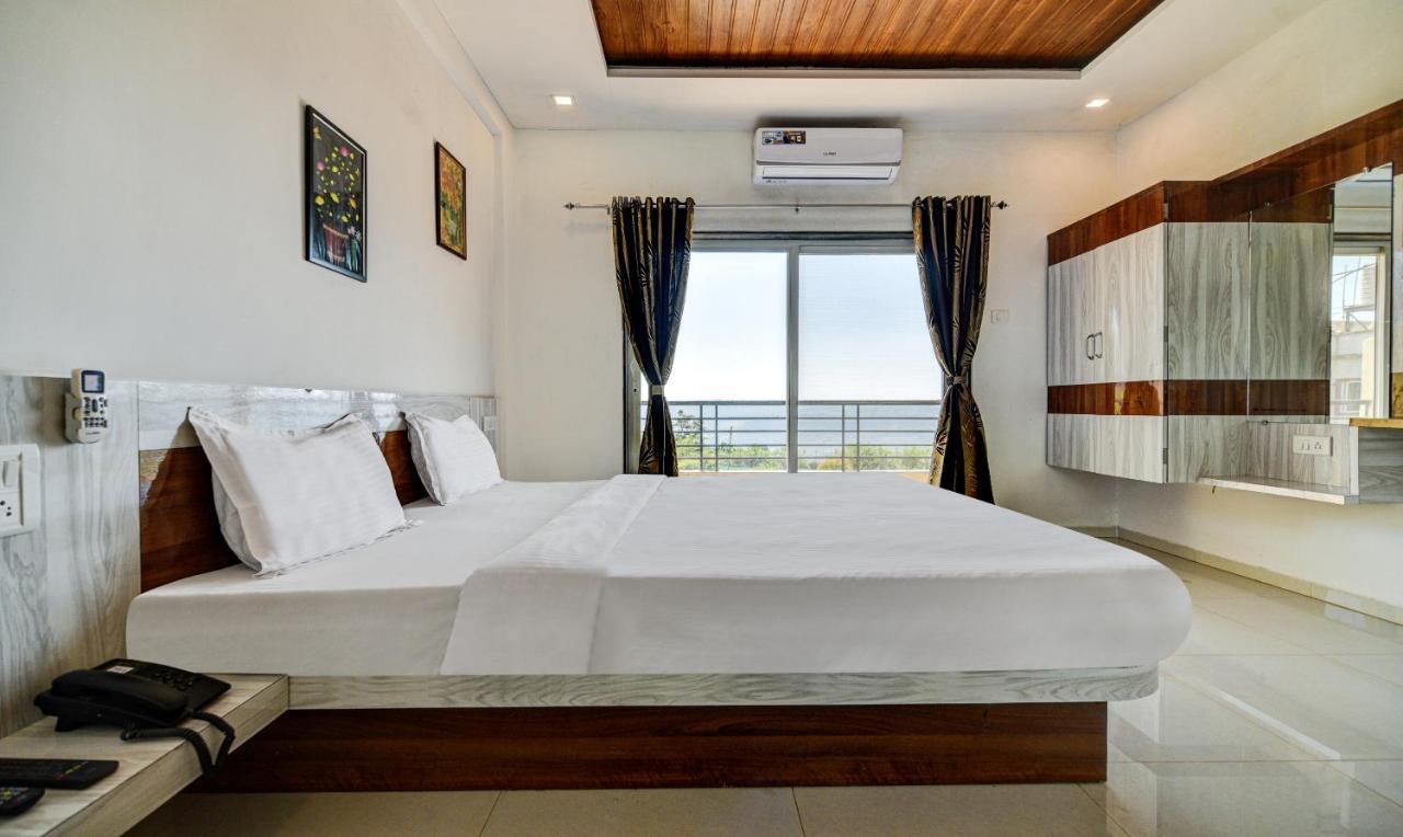 Aditya Hill View Inn Mahābaleshwar Esterno foto