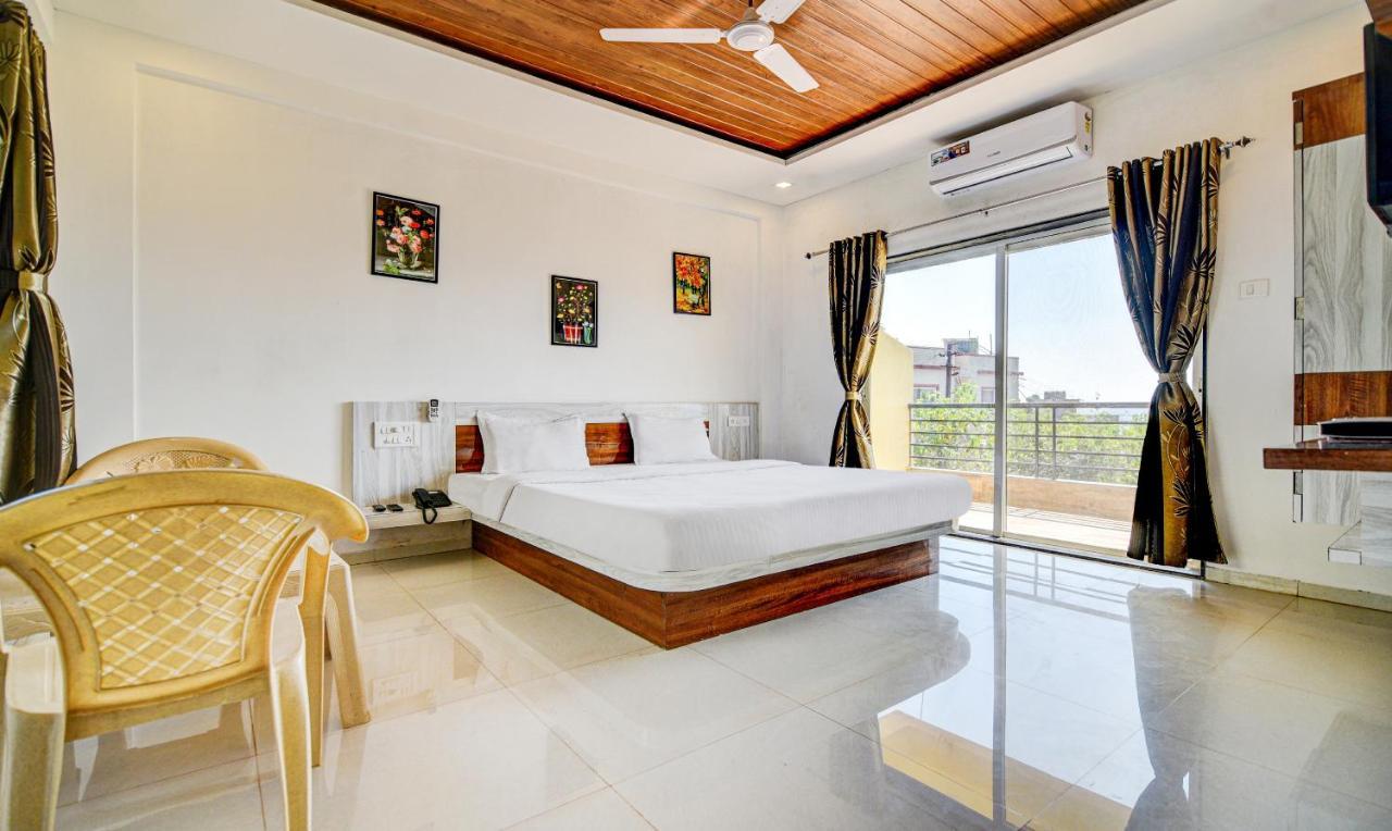 Aditya Hill View Inn Mahābaleshwar Esterno foto